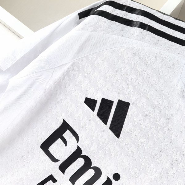 24-25 Real Madrid Home Player Version Jersey - Image 4
