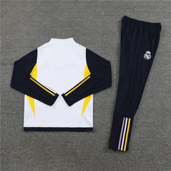 23 -24 Real Madrid Black Hlaf Zipper Tracksuit - Image 4