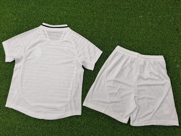 24-25 Real Madrid Home Kids Kit - Image 3