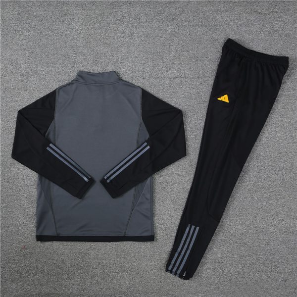 23 -24 Real Madrid Black Hlaf Zipper Tracksuit - Image 4