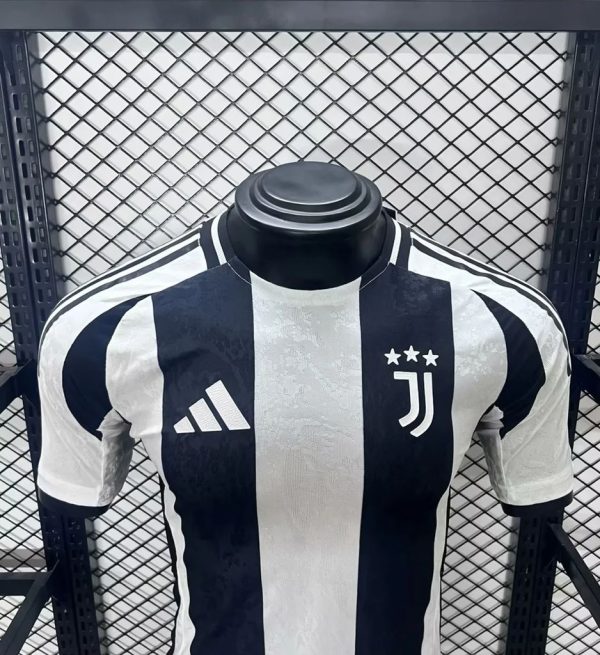 24-25 Juventus Home Kit Player Version - Image 2